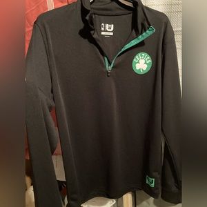 Boston Celtics NBA Pull Over Shirt like New Kids Medium men’s